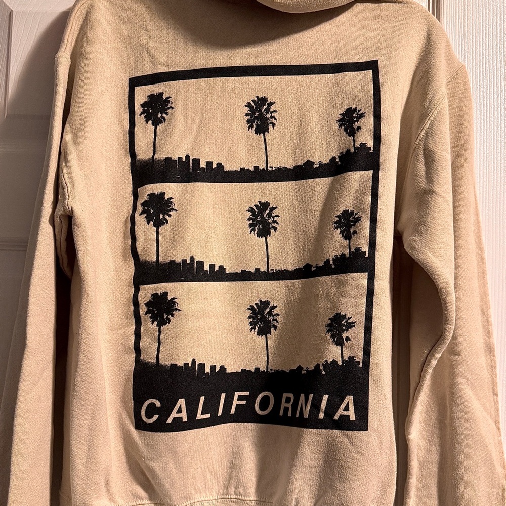California Graphic Hoodie